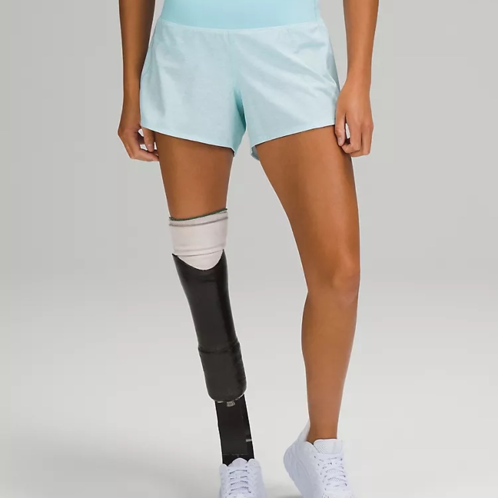 lululemon Speed Up Mid-Rise Lined Short 4"